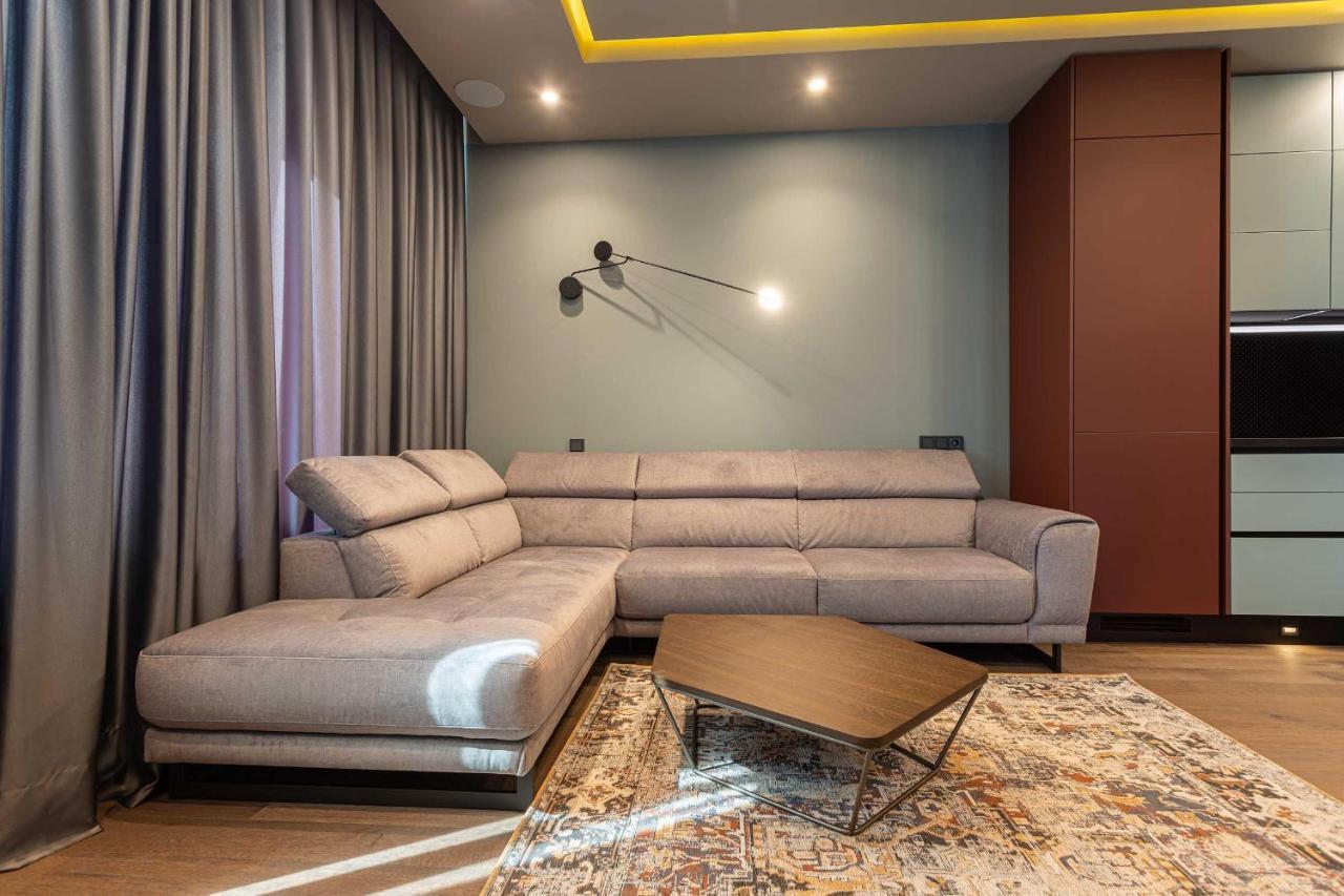 Luxury Apartment In The Superb Location Chisinau Exterior photo